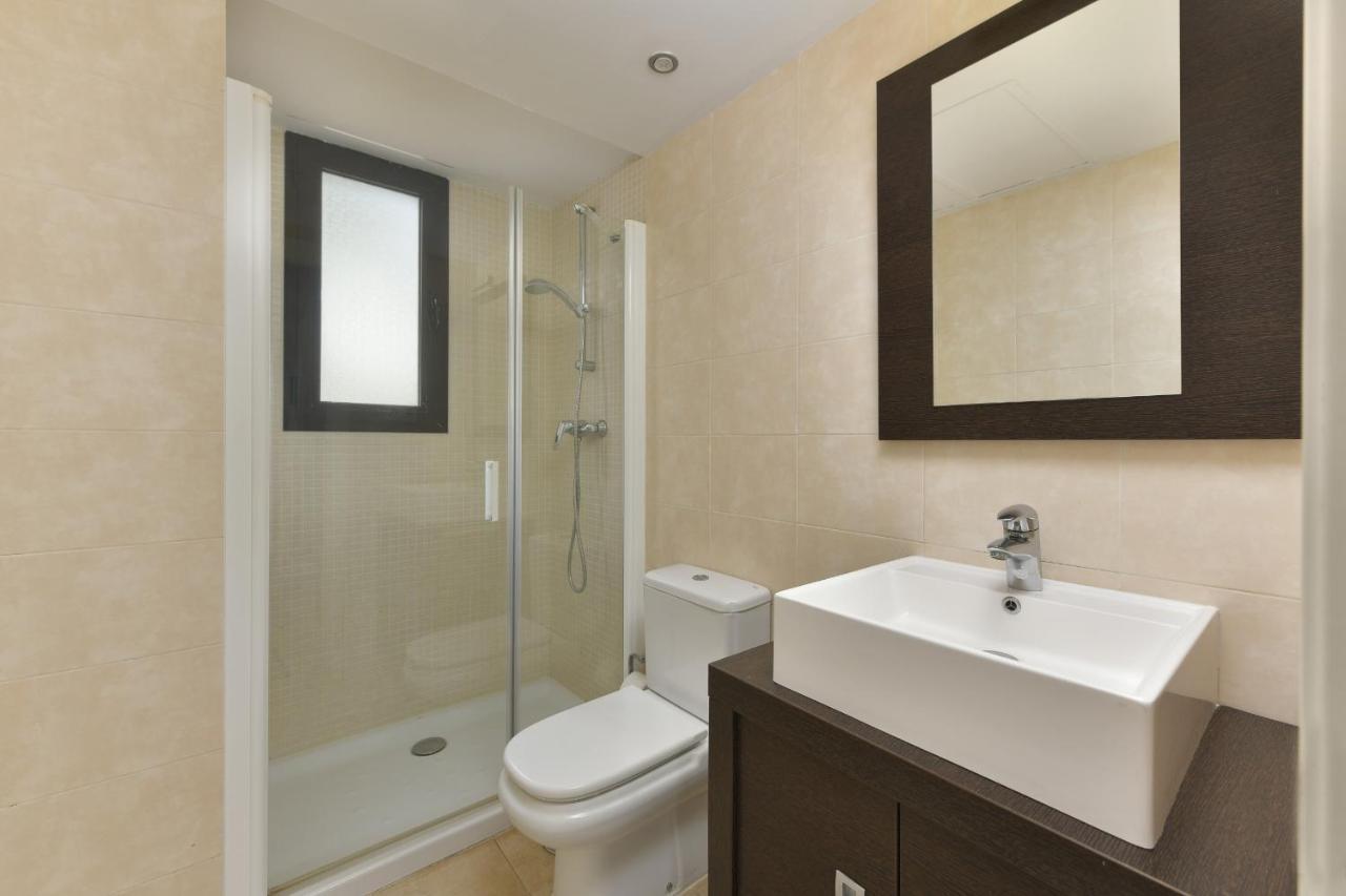 Apartment De 2 *
